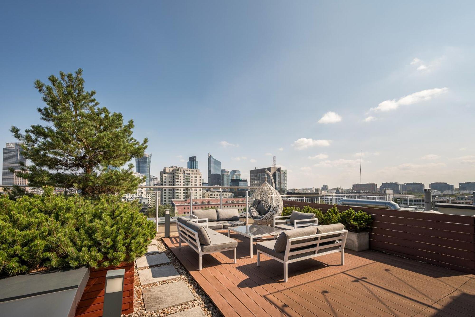 Luxury 2-Bedroom Penthouse Warsaw Skyline 15M Terrace, Garage, Gym, Rooftop & Only 500 M To Metro Exterior foto