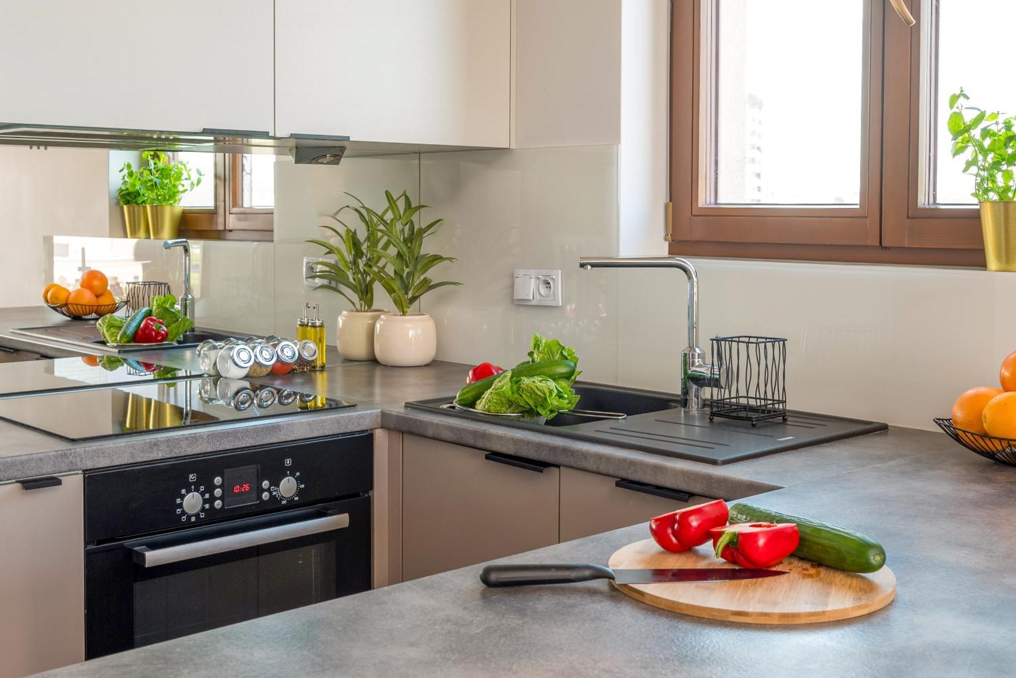 Luxury 2-Bedroom Penthouse Warsaw Skyline 15M Terrace, Garage, Gym, Rooftop & Only 500 M To Metro Exterior foto